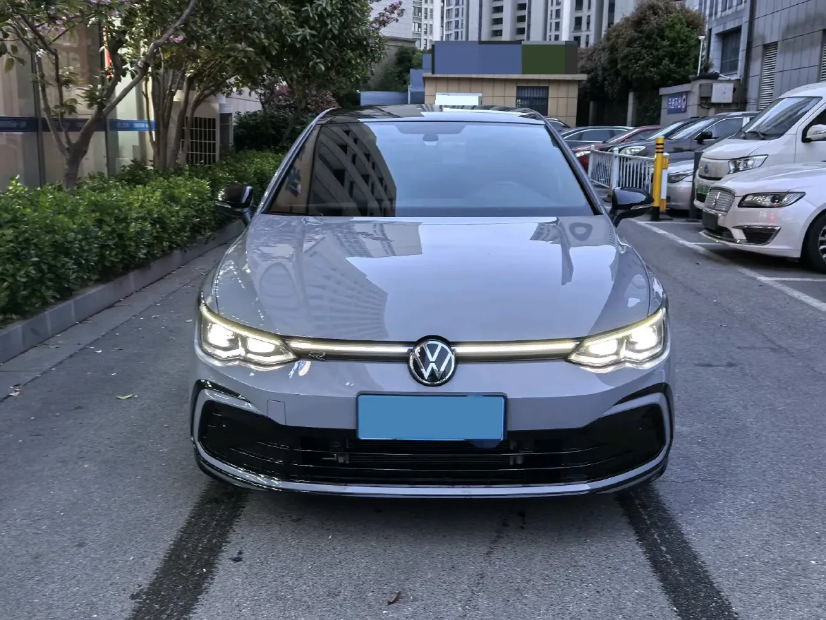 2023 Volkswagen Golf 1.4T 150HP L4 7DCT,autocango,china used car exporter,china ev exporter,chinese used car exporter,chinese used ev exporter