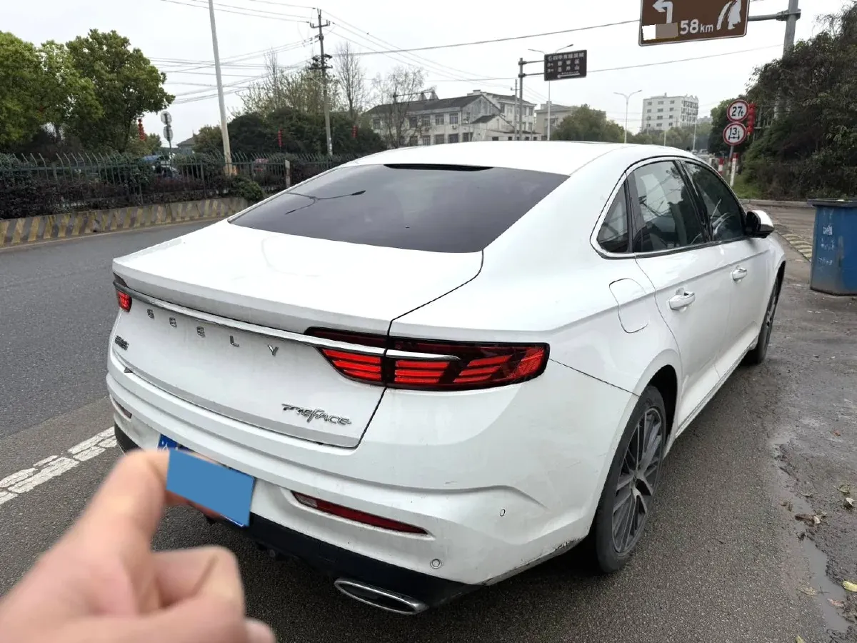 2021 Geely Preface 2.0T 190HP L4 7DCT,autocango,china used car exporter,china ev exporter,chinese used car exporter,chinese used ev exporter