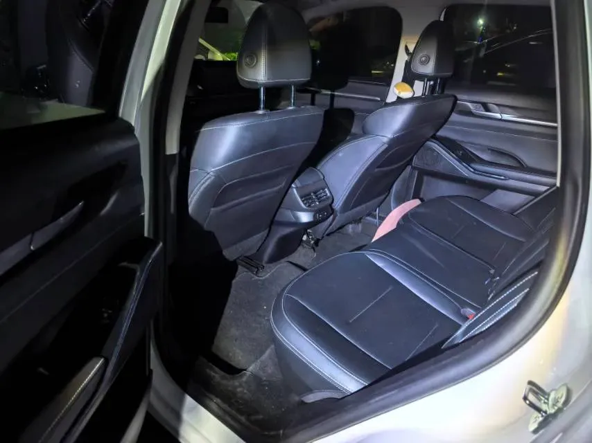 2022 Haval H6 1.5T 184HP L4 7DCT,autocango,china used car exporter,china ev exporter,chinese used car exporter,chinese used ev exporter