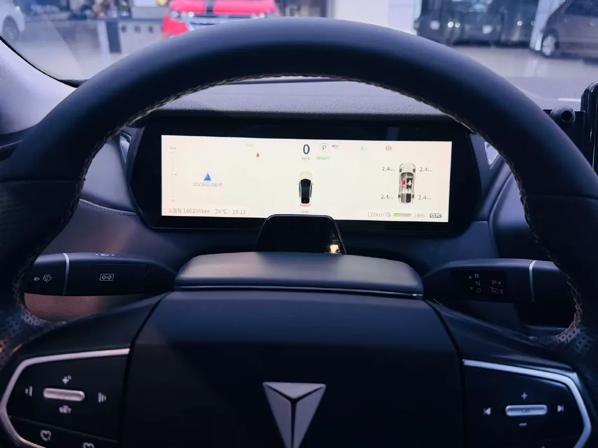 2022 DongFeng Forthing LingZhi EV BEV 68.4KWH,autocango,china used car exporter,china ev exporter,chinese used car exporter,chinese used ev exporter