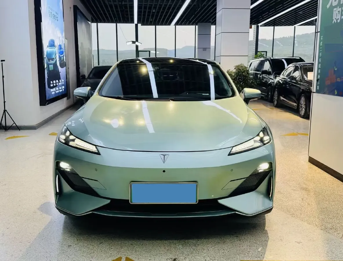 2022 DongFeng Forthing LingZhi EV BEV 68.4KWH,autocango,china used car exporter,china ev exporter,chinese used car exporter,chinese used ev exporter