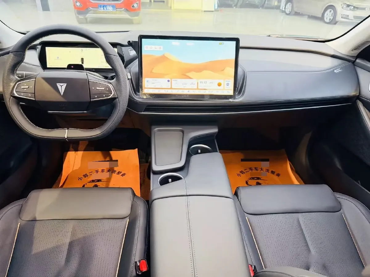 2022 DongFeng Forthing LingZhi EV BEV 68.4KWH,autocango,china used car exporter,china ev exporter,chinese used car exporter,chinese used ev exporter