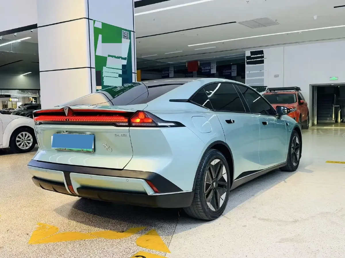 2022 DongFeng Forthing LingZhi EV BEV 68.4KWH,autocango,china used car exporter,china ev exporter,chinese used car exporter,chinese used ev exporter