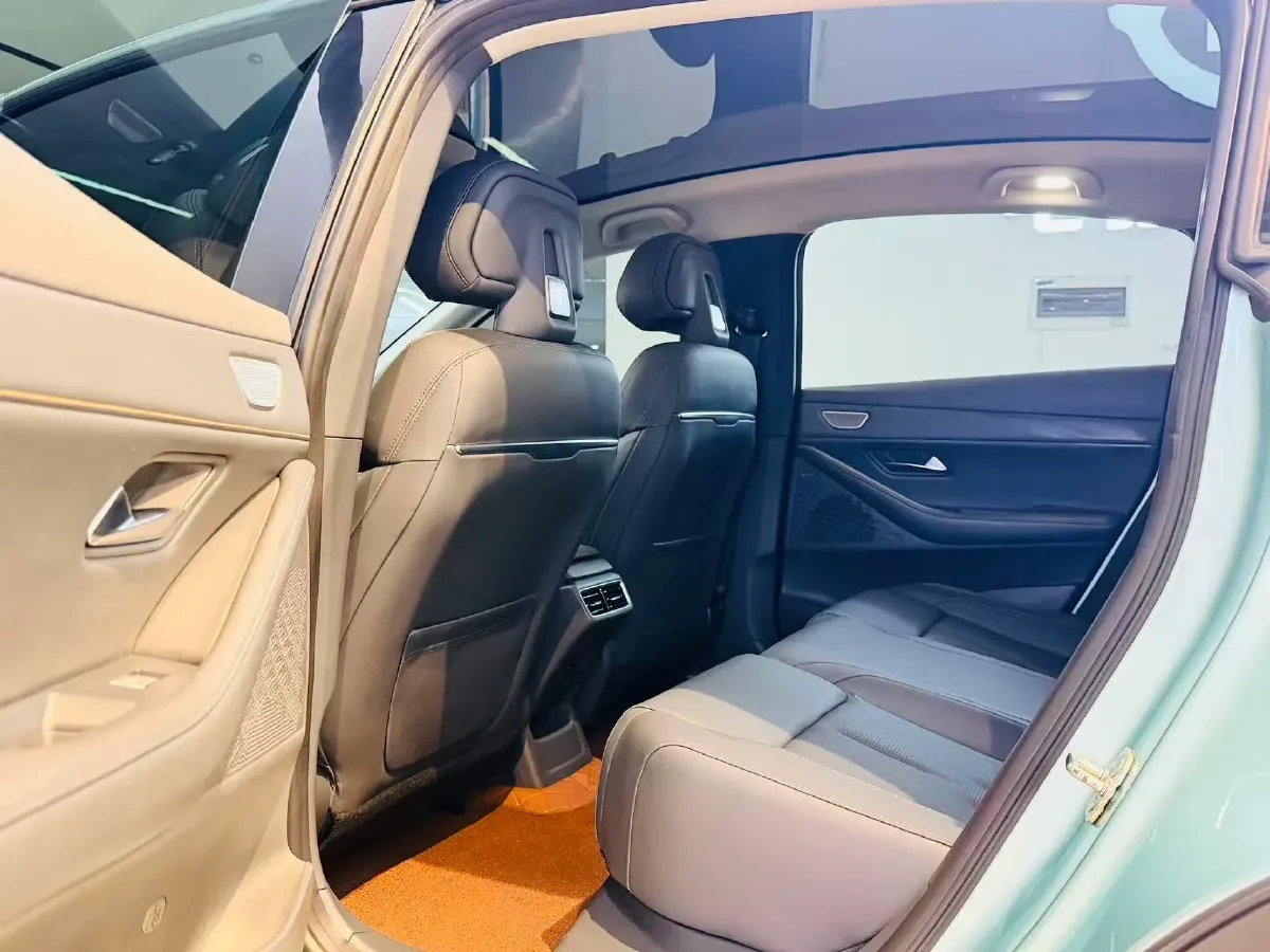 2022 DongFeng Forthing LingZhi EV BEV 68.4KWH,autocango,china used car exporter,china ev exporter,chinese used car exporter,chinese used ev exporter