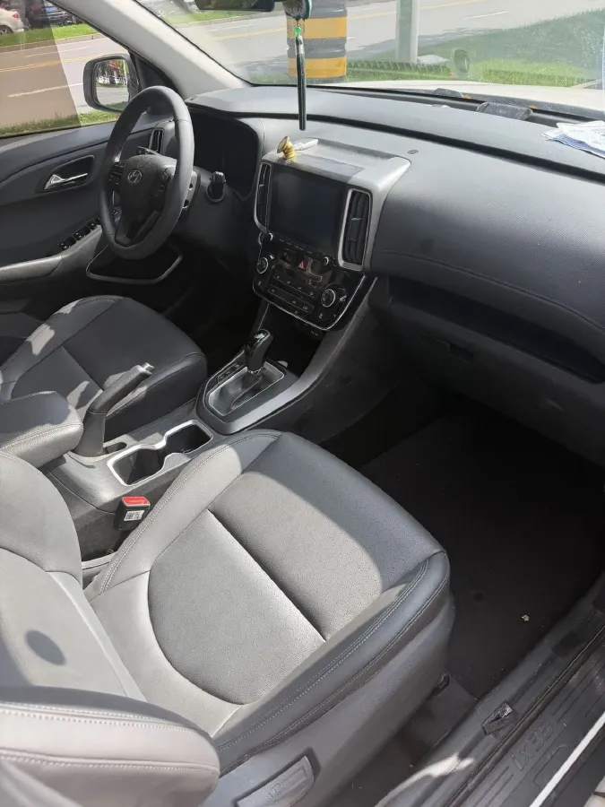 2018 Hyundai ix35 2.0L 160HP L4 6AT,autocango,china used car exporter,china ev exporter,chinese used car exporter,chinese used ev exporter