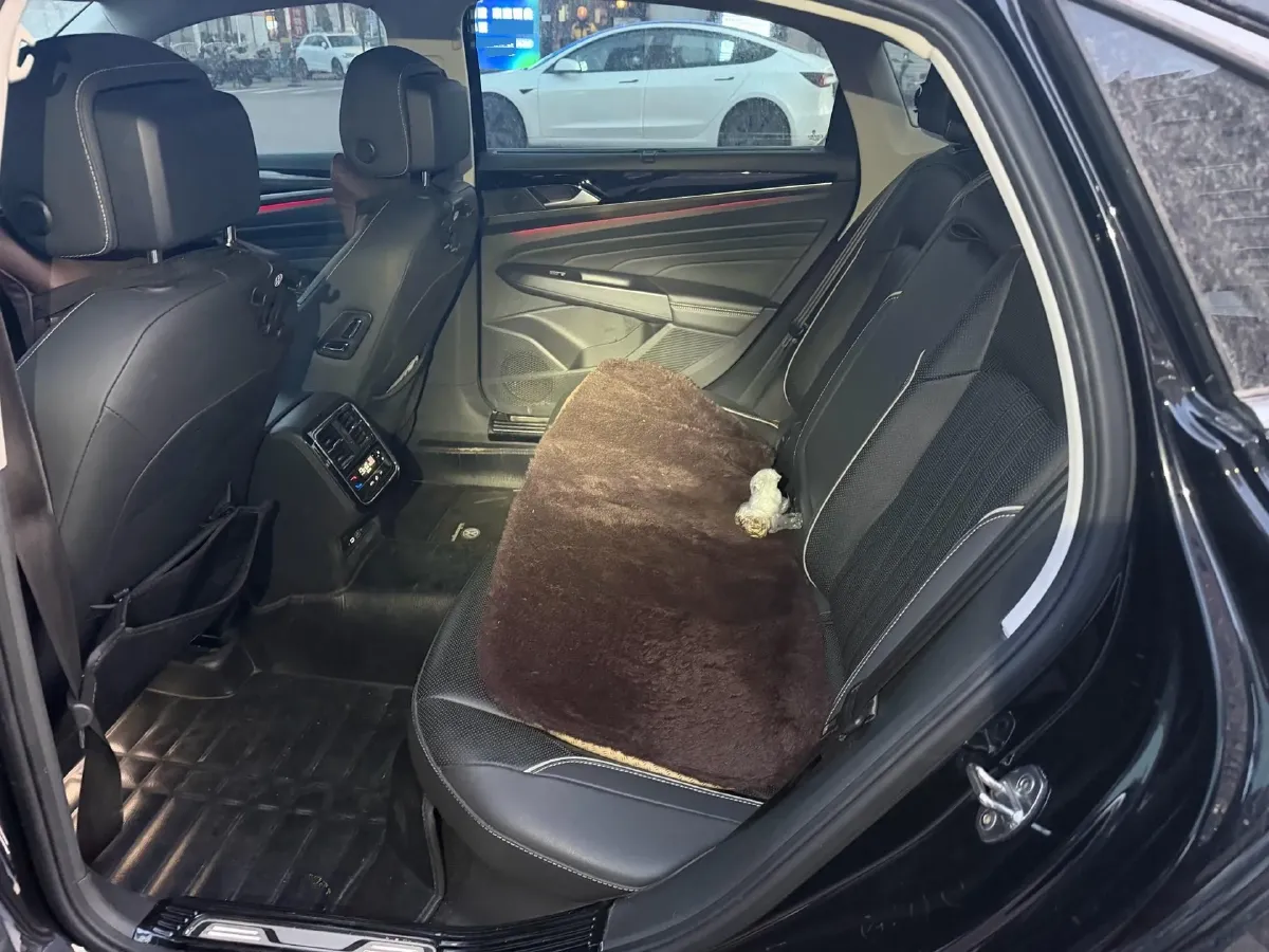 2023 Volkswagen Passat 2.0T 186HP L4 7DCT,autocango,china used car exporter,china ev exporter,chinese used car exporter,chinese used ev exporter