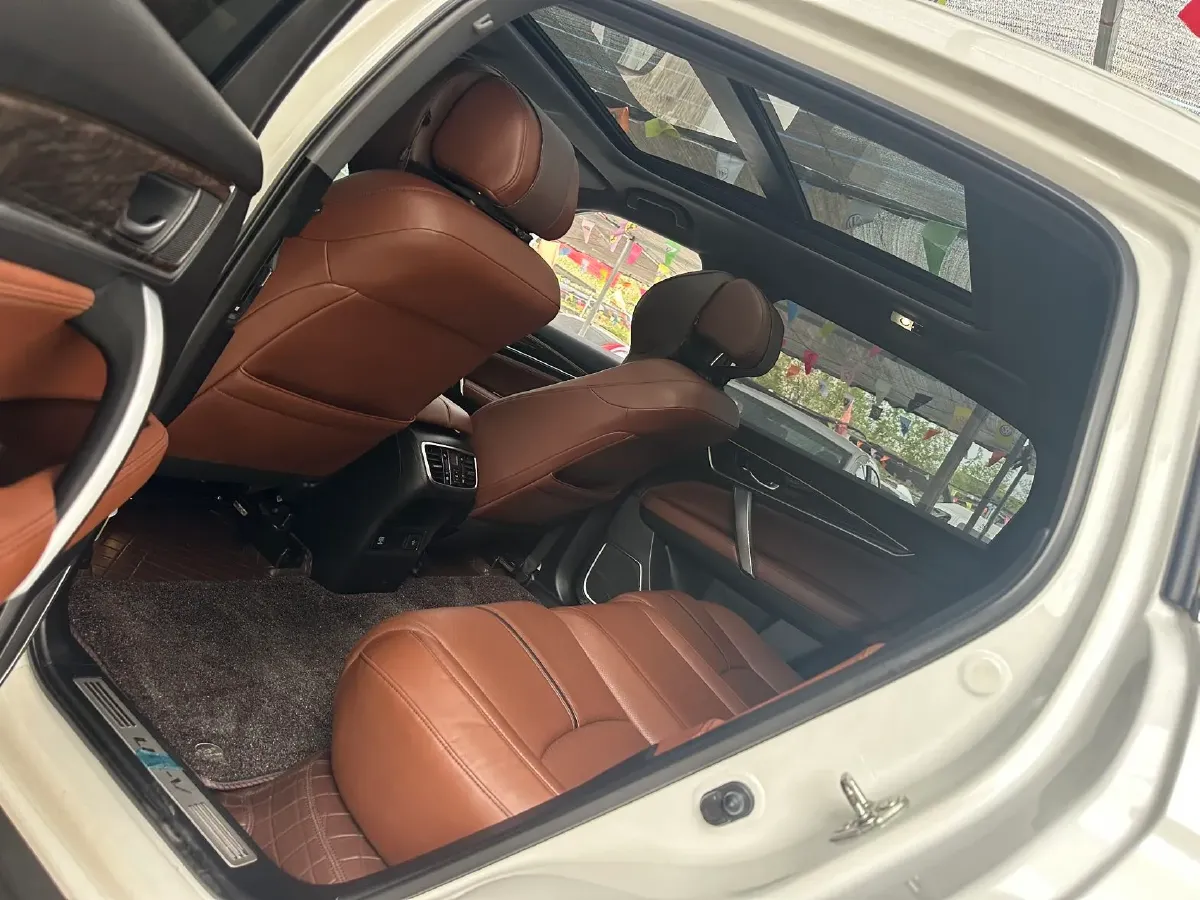 2020 Honda UR-V 2.0T 272HP L4 9AT,autocango,china used car exporter,china ev exporter,chinese used car exporter,chinese used ev exporter