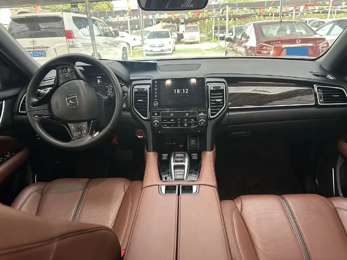 2020 Honda UR-V 2.0T 272HP L4 9AT,autocango,china used car exporter,china ev exporter,chinese used car exporter,chinese used ev exporter