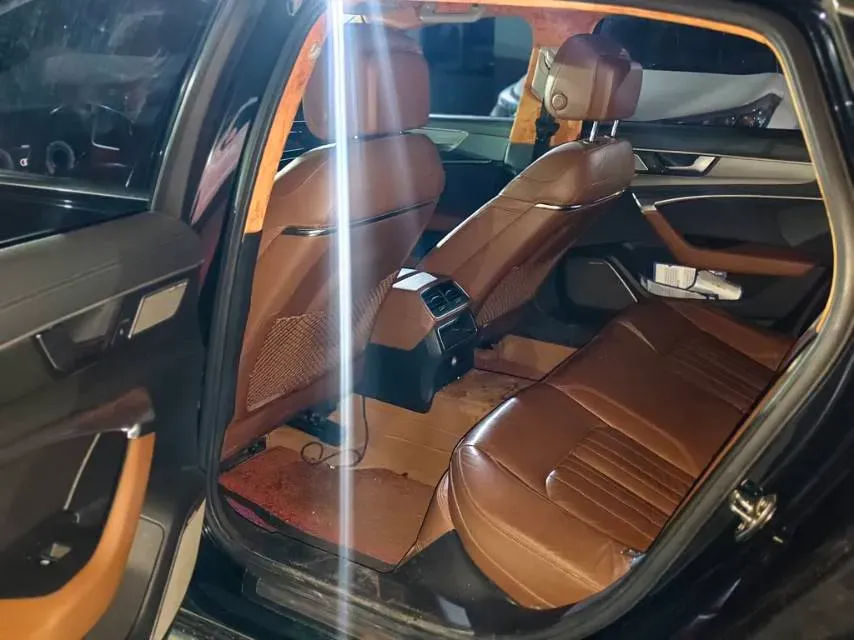 2020 Audi A6L 2.0T 190HP L4 7DCT,autocango,china used car exporter,china ev exporter,chinese used car exporter,chinese used ev exporter