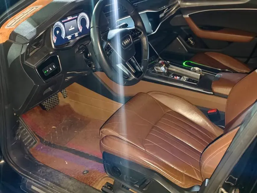 2020 Audi A6L 2.0T 190HP L4 7DCT,autocango,china used car exporter,china ev exporter,chinese used car exporter,chinese used ev exporter