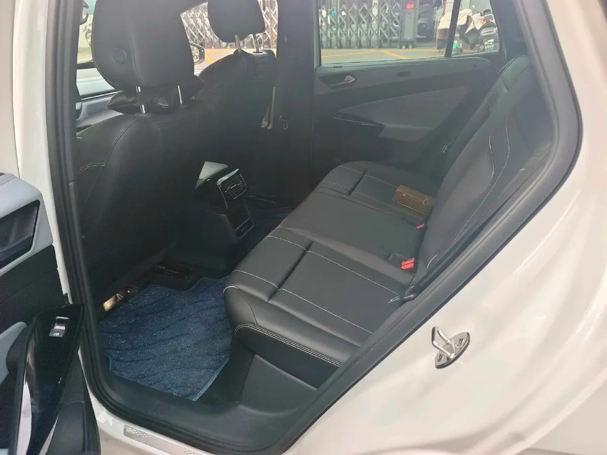 2024 Volkswagen ID.4 X BEV 52.8KWH,autocango,china used car exporter,china ev exporter,chinese used car exporter,chinese used ev exporter