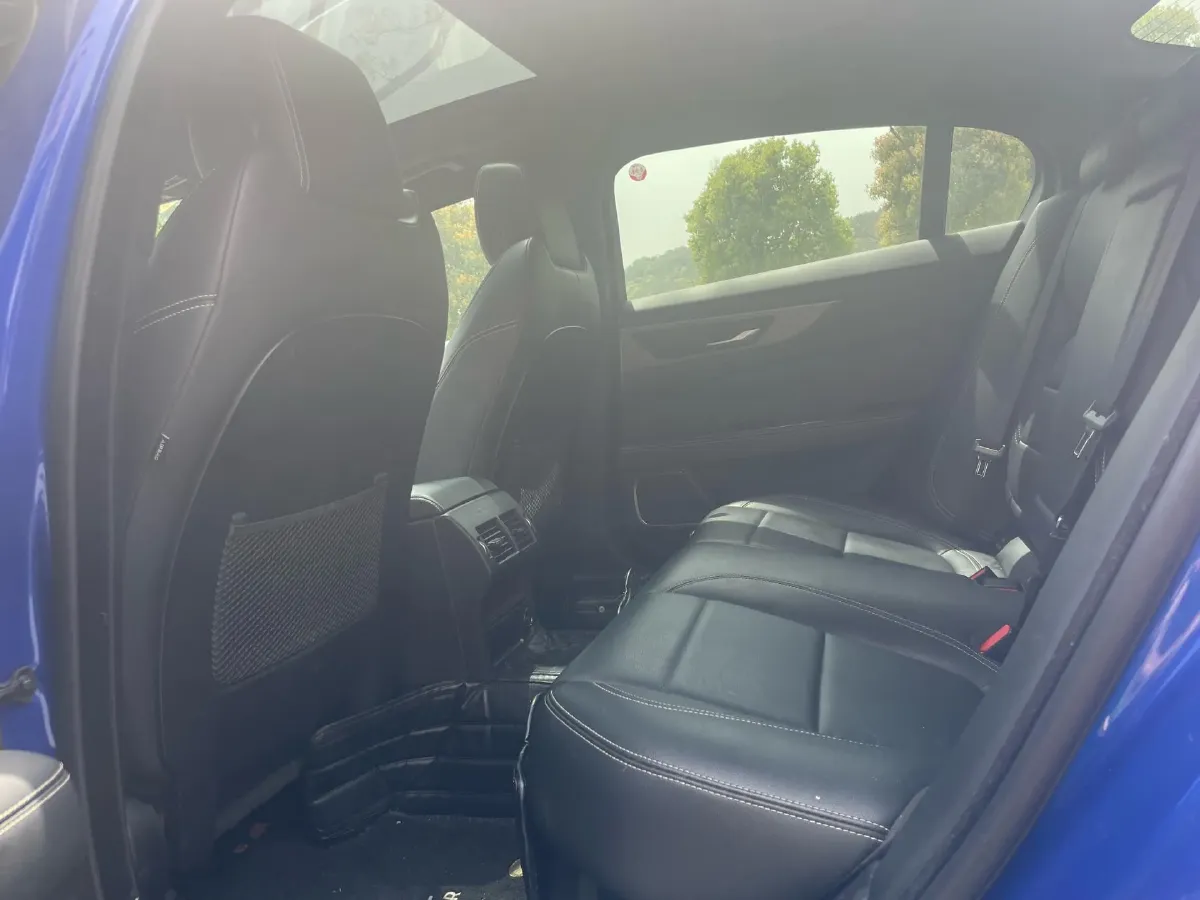 2020 Jaguar XEL 2.0T 200HP L4 8AT,autocango,china used car exporter,china ev exporter,chinese used car exporter,chinese used ev exporter