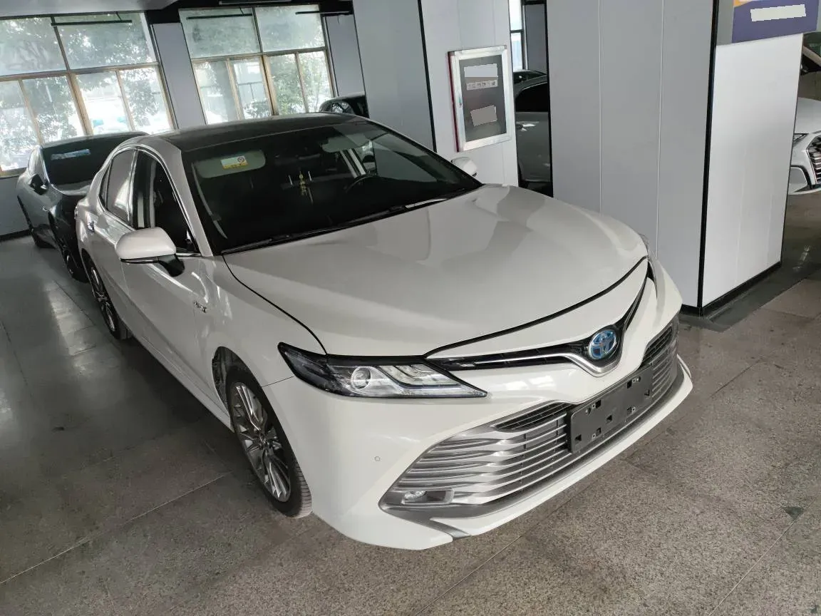 2019 Toyota Camry 2.5L 178HP L4 E-CVT Hybrid,autocango,china used car exporter,china ev exporter,chinese used car exporter,chinese used ev exporter