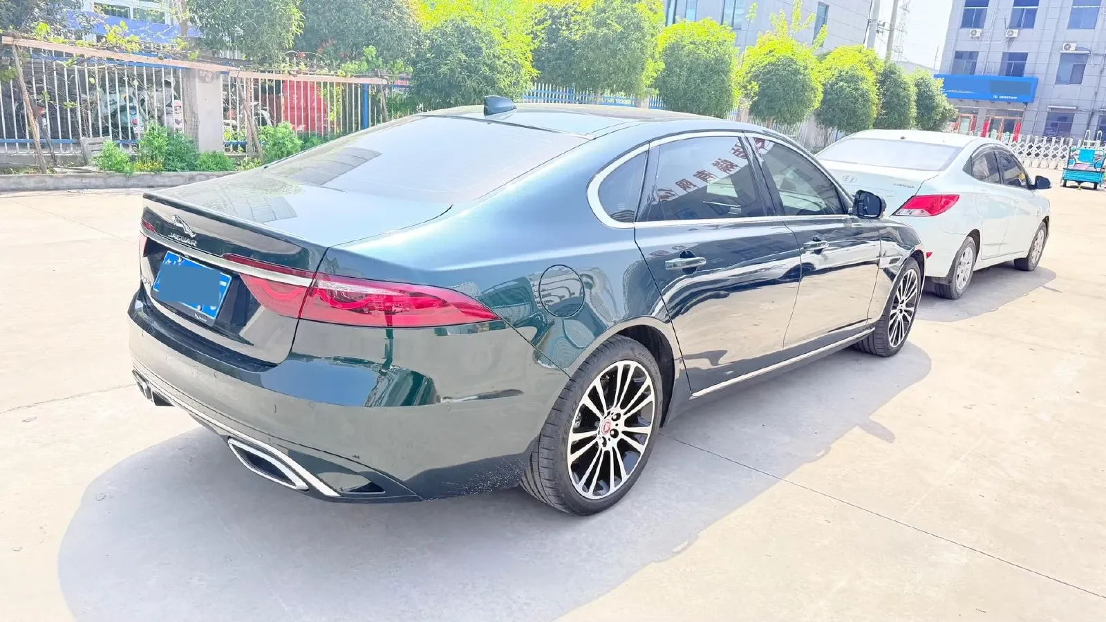 2023 Jaguar XFL 2.0T 250HP L4 8AT,autocango,china used car exporter,china ev exporter,chinese used car exporter,chinese used ev exporter