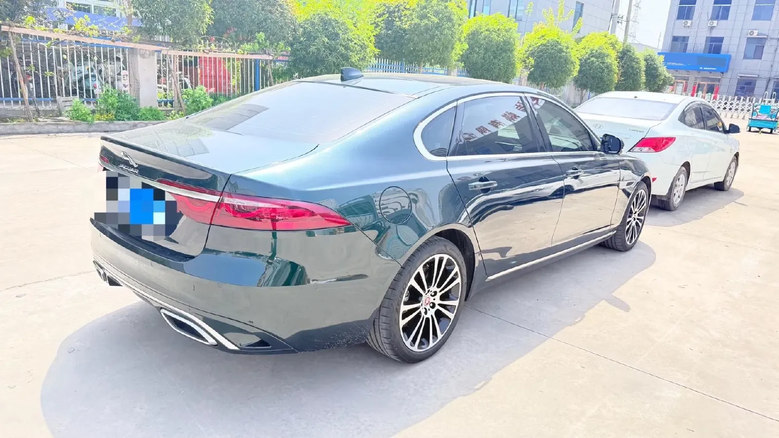 2023 Jaguar XFL 2.0T 250HP L4 8AT,autocango,china used car exporter,china ev exporter,chinese used car exporter,chinese used ev exporter
