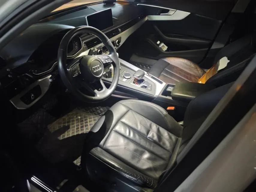 2019 Audi A4L 2.0T 190HP L4 7DCT,autocango,china used car exporter,china ev exporter,chinese used car exporter,chinese used ev exporter