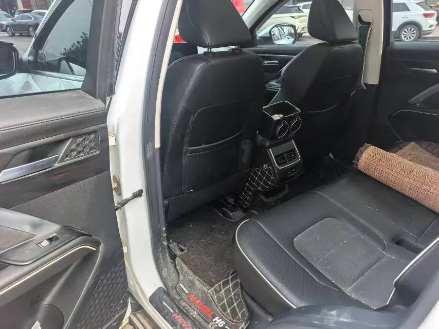 2023 Haval H6 1.5T 150HP L4 7DCT,autocango,china used car exporter,china ev exporter,chinese used car exporter,chinese used ev exporter