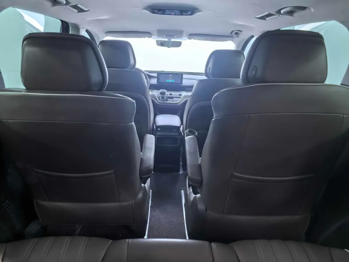 2022 Roewe iMAX8 BEV 90KWH,autocango,china used car exporter,china ev exporter,chinese used car exporter,chinese used ev exporter