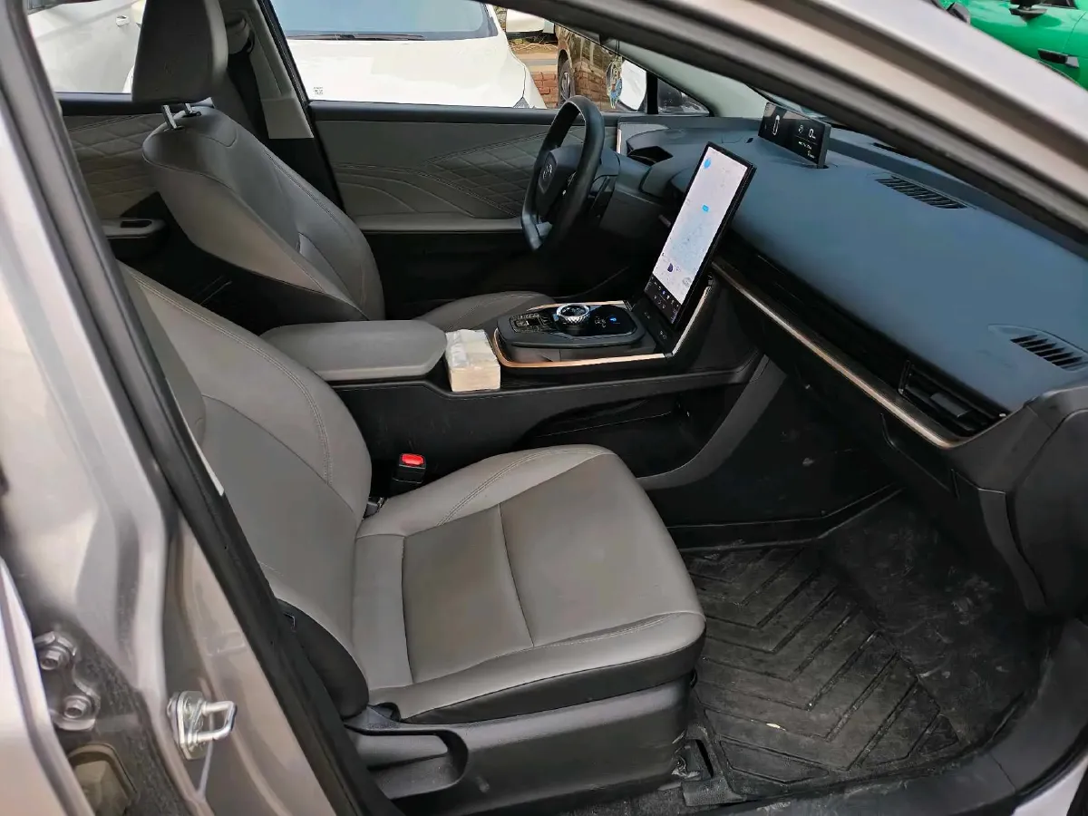 2024 Toyota bZ3 BEV 49.92KWH,autocango,china used car exporter,china ev exporter,chinese used car exporter,chinese used ev exporter