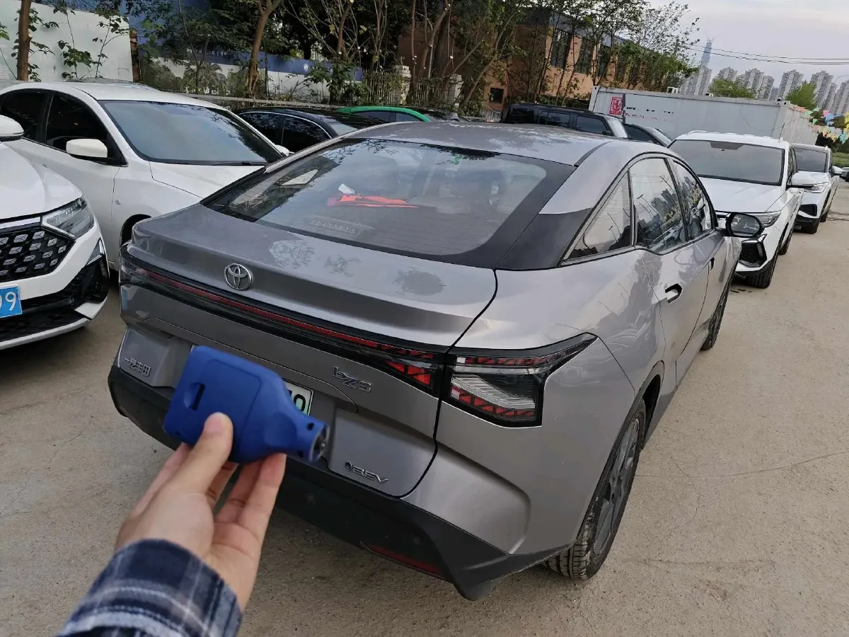 2024 Toyota bZ3 BEV 49.92KWH,autocango,china used car exporter,china ev exporter,chinese used car exporter,chinese used ev exporter