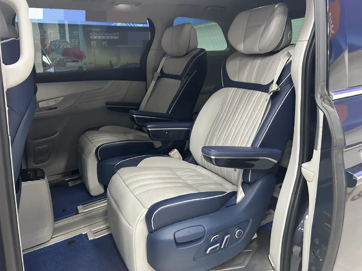 2021 Roewe iMAX8 2.0T 234HP L4 8AT,autocango,china used car exporter,china ev exporter,chinese used car exporter,chinese used ev exporter