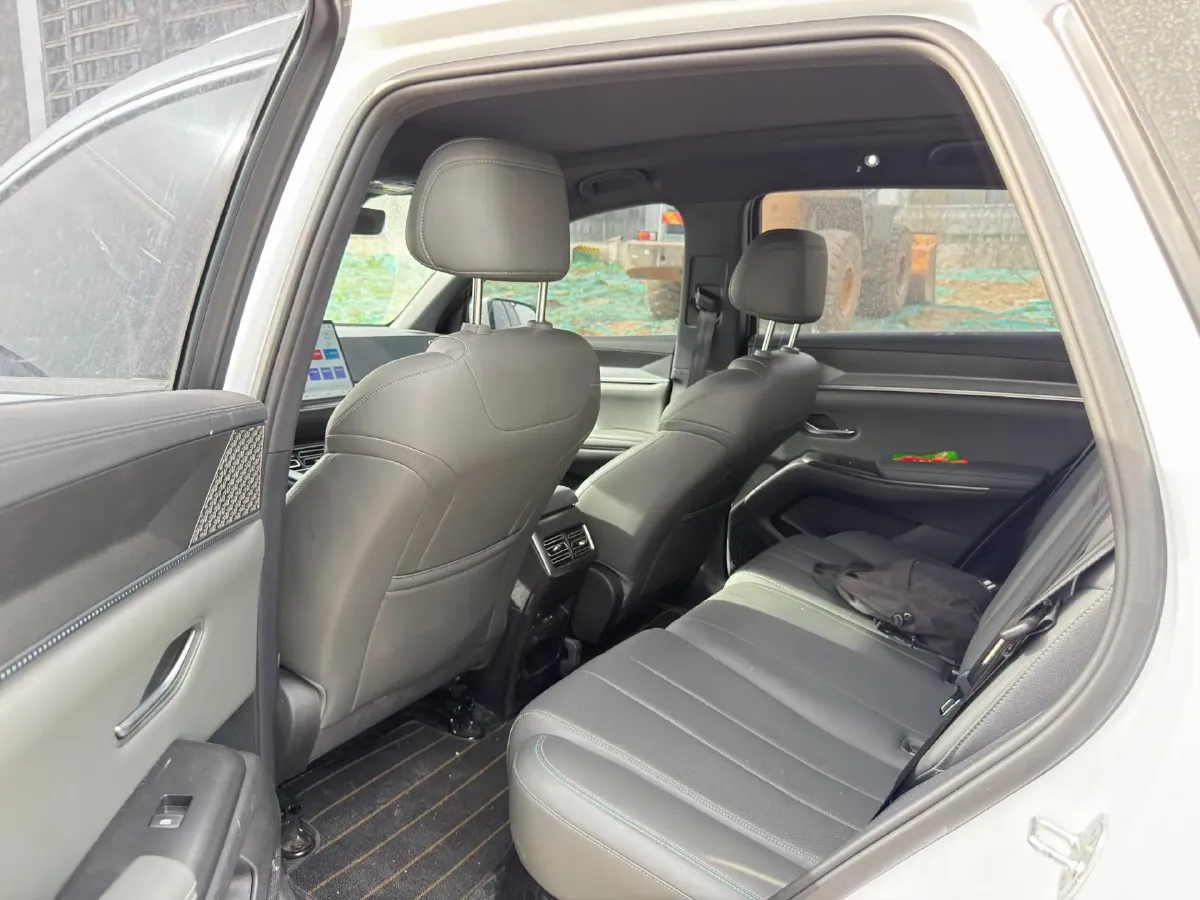 2025 BYD Song Pro 1.5L 101HP L4 E-CVT PHEV 18.3KWH,autocango,china used car exporter,china ev exporter,chinese used car exporter,chinese used ev exporter