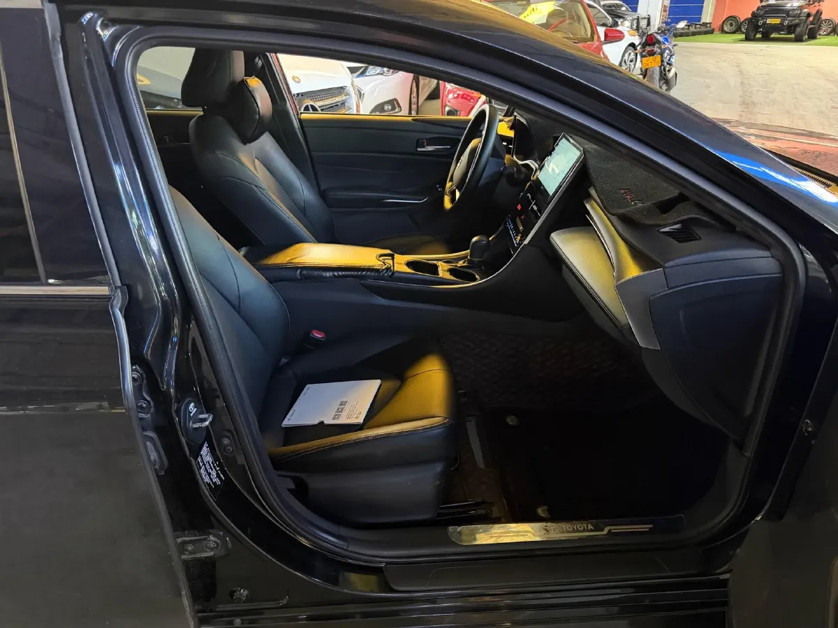 2022 Toyota Avalon 2.0L 178HP L4 CVT,autocango,china used car exporter,china ev exporter,chinese used car exporter,chinese used ev exporter