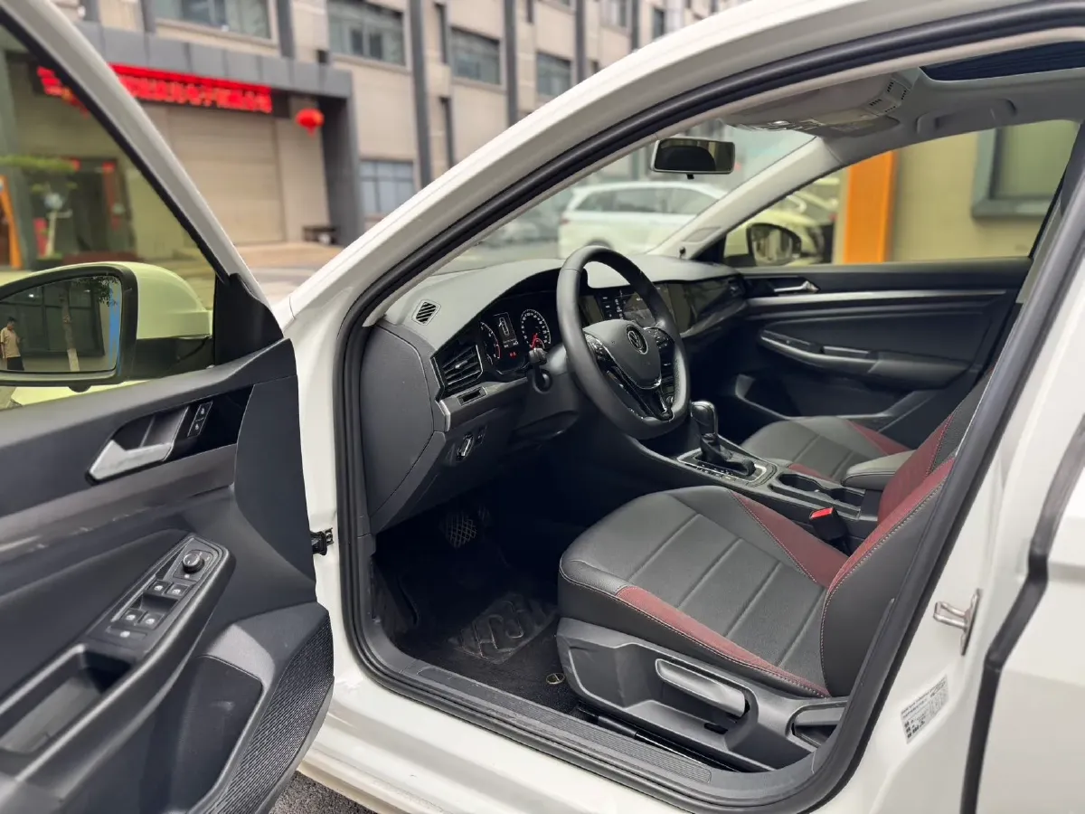 2021 Volkswagen Bora 1.5L 113HP L4 6AT,autocango,china used car exporter,china ev exporter,chinese used car exporter,chinese used ev exporter