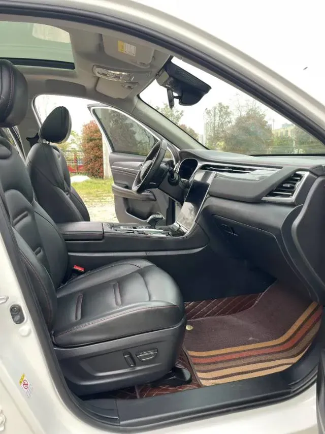 2022 GAC Trumpchi GS4 Plus 2.0T 252HP L4 6AT,autocango,china used car exporter,china ev exporter,chinese used car exporter,chinese used ev exporter