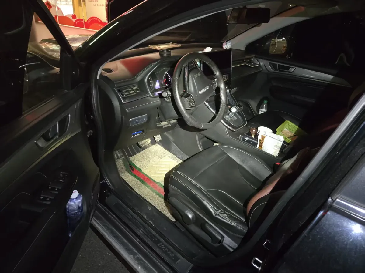 2021 Haval M6 1.5T 150HP L4 7DCT,autocango,china used car exporter,china ev exporter,chinese used car exporter,chinese used ev exporter