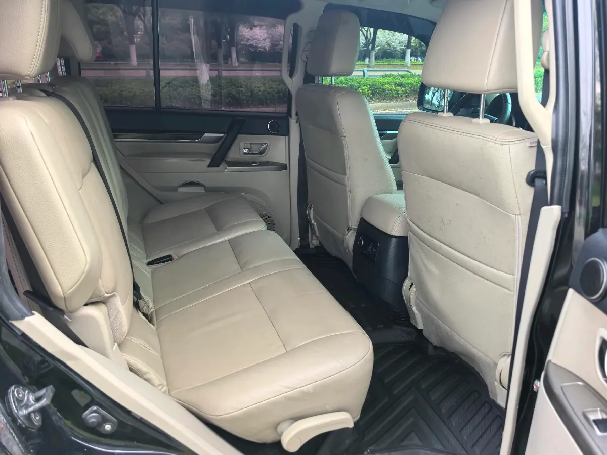 2017 Honda Jade 1.8L 141HP L4 5AT,autocango,china used car exporter,china ev exporter,chinese used car exporter,chinese used ev exporter