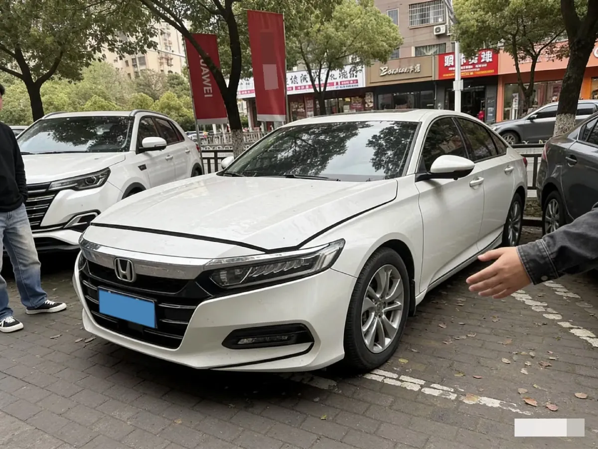 2018 Honda Accord 1.5T 194HP L4 CVT,autocango,china used car exporter,china ev exporter,chinese used car exporter,chinese used ev exporter