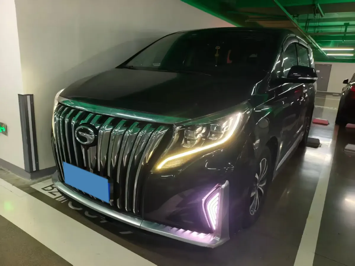 2021 GAC Trumpchi M8 2.0T 252HP L4 8AT,autocango,china used car exporter,china ev exporter,chinese used car exporter,chinese used ev exporter