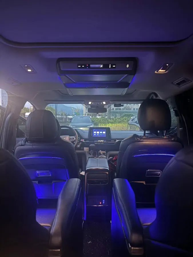 2023 Toyota Granvia 2.5L 189HP L4 E-CVT Hybrid,autocango,china used car exporter,china ev exporter,chinese used car exporter,chinese used ev exporter