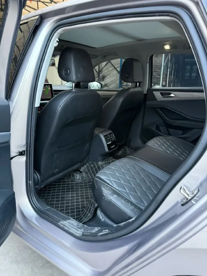 2023 Volkswagen Sagitar 1.5T 160HP L4 7DCT,autocango,china used car exporter,china ev exporter,chinese used car exporter,chinese used ev exporter