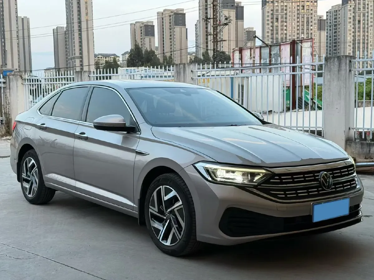 2023 Volkswagen Sagitar 1.5T 160HP L4 7DCT,autocango,china used car exporter,china ev exporter,chinese used car exporter,chinese used ev exporter