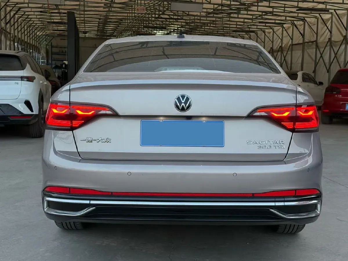 2023 Volkswagen Sagitar 1.5T 160HP L4 7DCT,autocango,china used car exporter,china ev exporter,chinese used car exporter,chinese used ev exporter