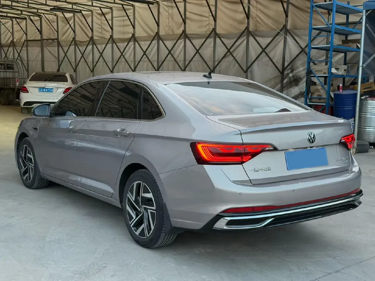 2023 Volkswagen Sagitar 1.5T 160HP L4 7DCT,autocango,china used car exporter,china ev exporter,chinese used car exporter,chinese used ev exporter