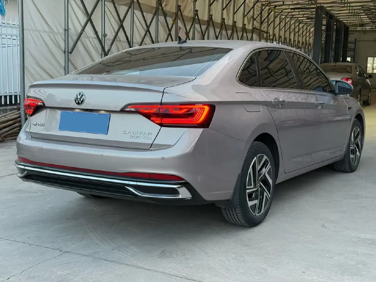 2023 Volkswagen Sagitar 1.5T 160HP L4 7DCT,autocango,china used car exporter,china ev exporter,chinese used car exporter,chinese used ev exporter