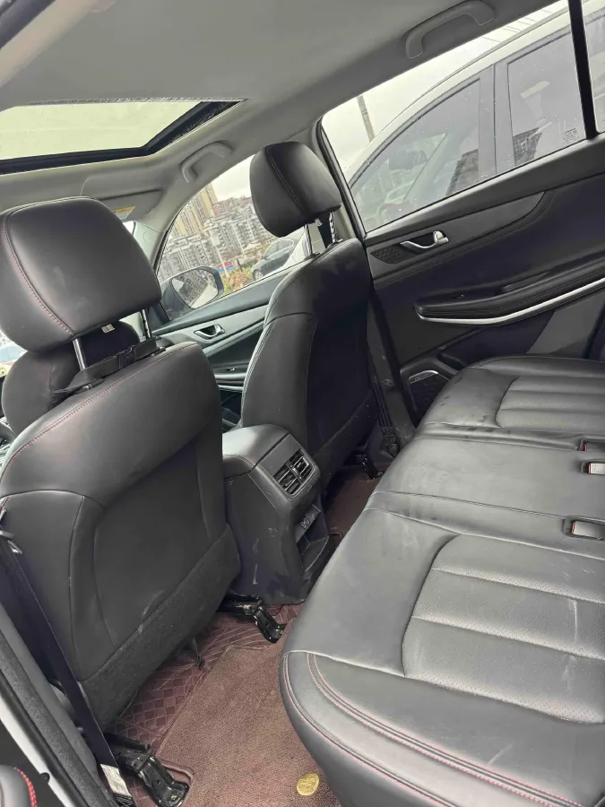 2022 ChangAn CS75 1.5T 180HP L4 7DCT,autocango,china used car exporter,china ev exporter,chinese used car exporter,chinese used ev exporter