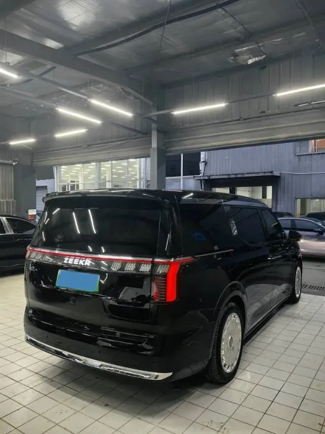 2024 Zeekr 009 BEV 108KWH,autocango,china used car exporter,china ev exporter,chinese used car exporter,chinese used ev exporter