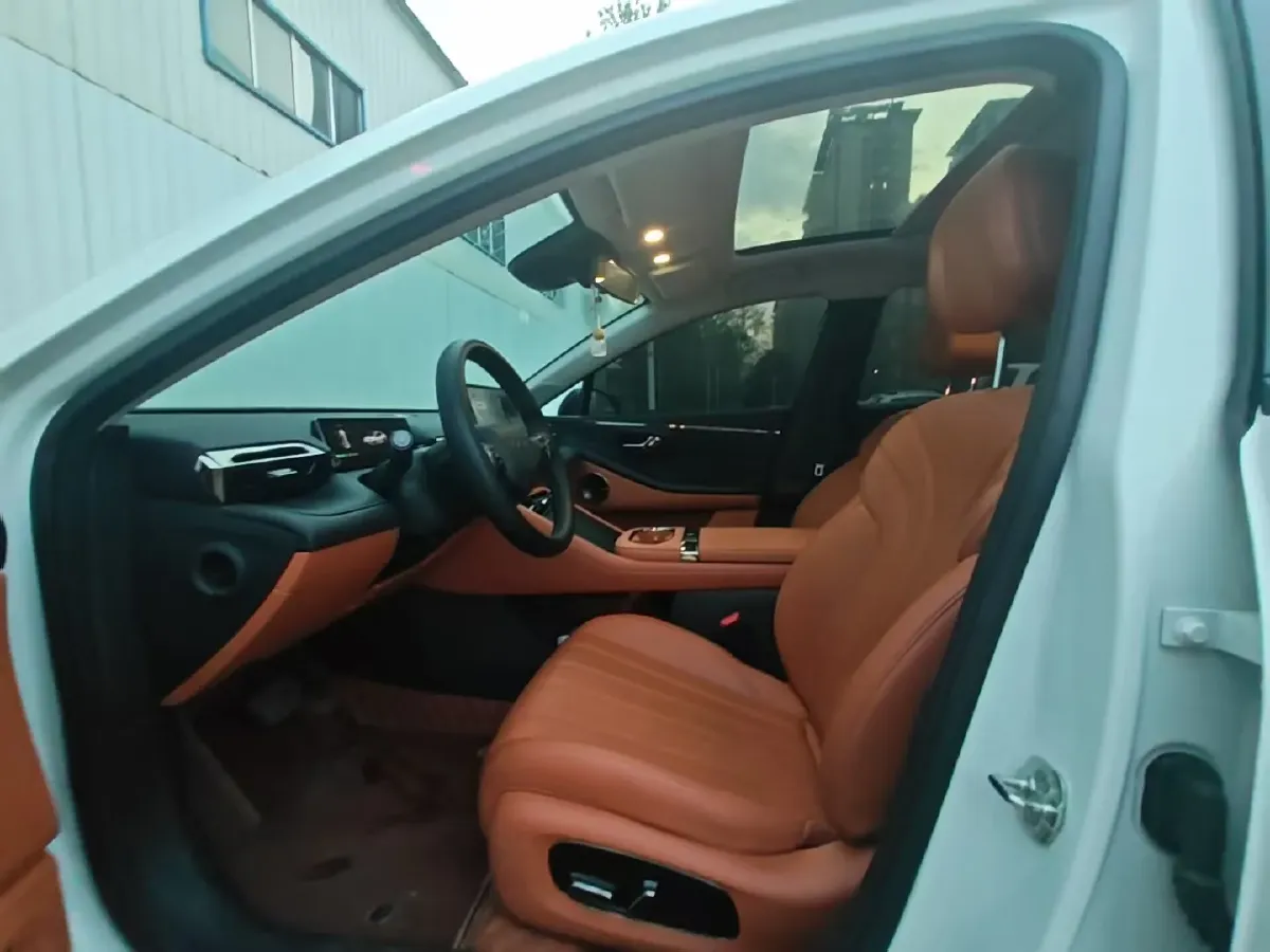 2023 LYNK&CO 08 EM-P 1.5T 163HP L4 3DHT PHEV 39.8KWH,autocango,china used car exporter,china ev exporter,chinese used car exporter,chinese used ev exporter