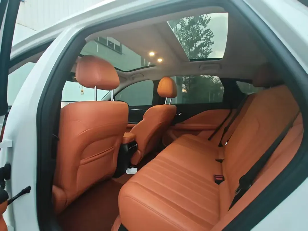 2023 LYNK&CO 08 EM-P 1.5T 163HP L4 3DHT PHEV 39.8KWH,autocango,china used car exporter,china ev exporter,chinese used car exporter,chinese used ev exporter