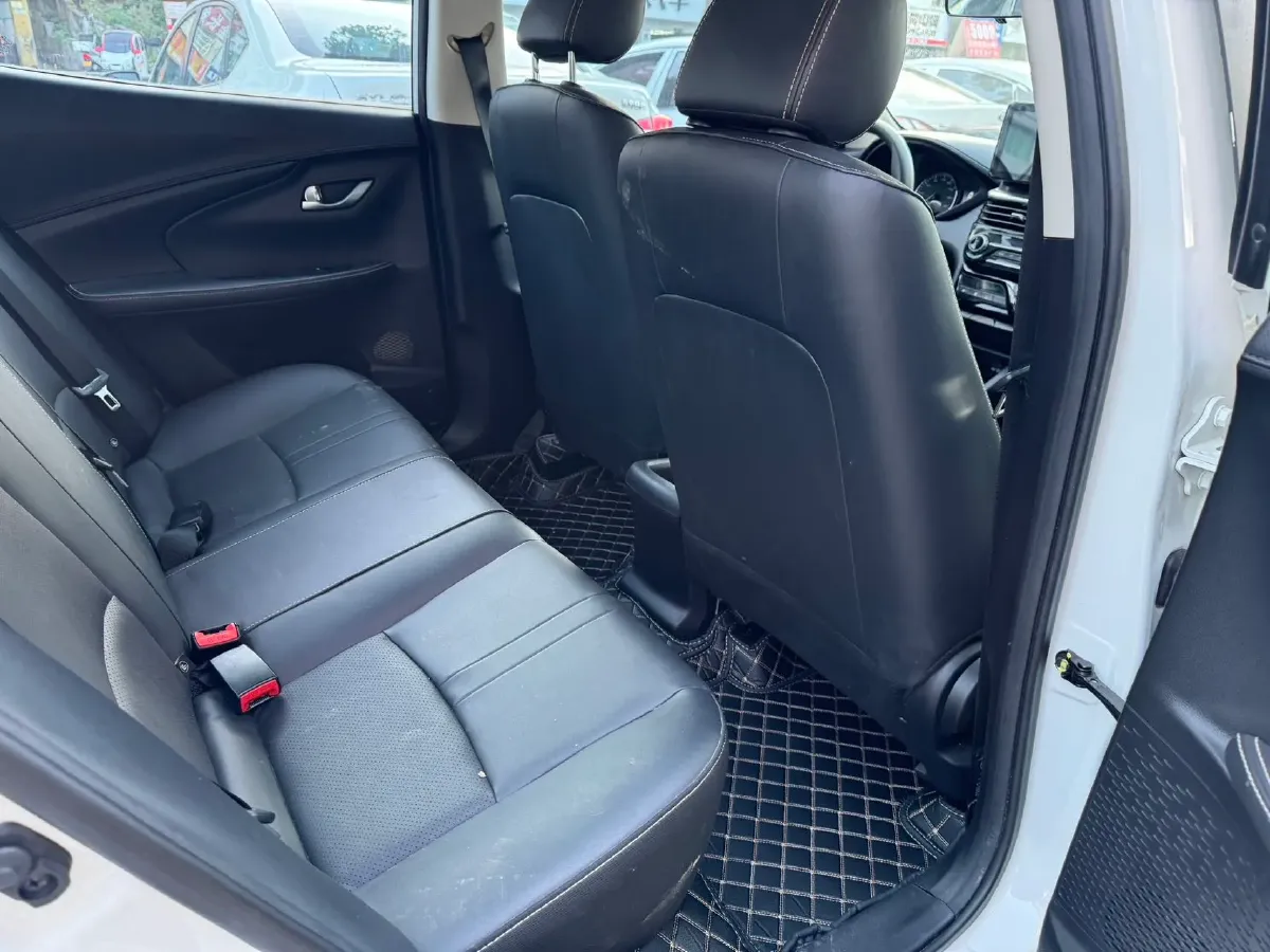 2019 ChangAn Alsvin 1.5L 107HP L4 5DCT,autocango,china used car exporter,china ev exporter,chinese used car exporter,chinese used ev exporter