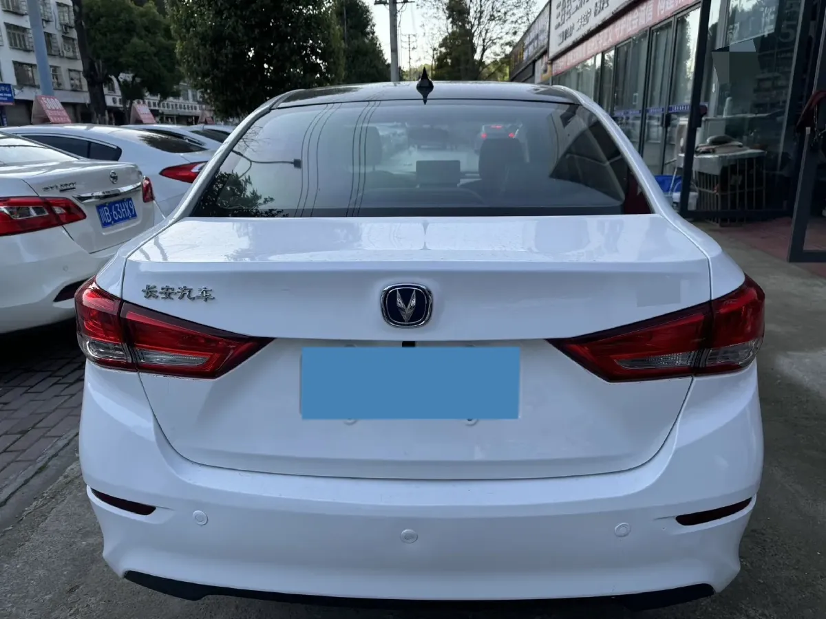 2019 ChangAn Alsvin 1.5L 107HP L4 5DCT,autocango,china used car exporter,china ev exporter,chinese used car exporter,chinese used ev exporter