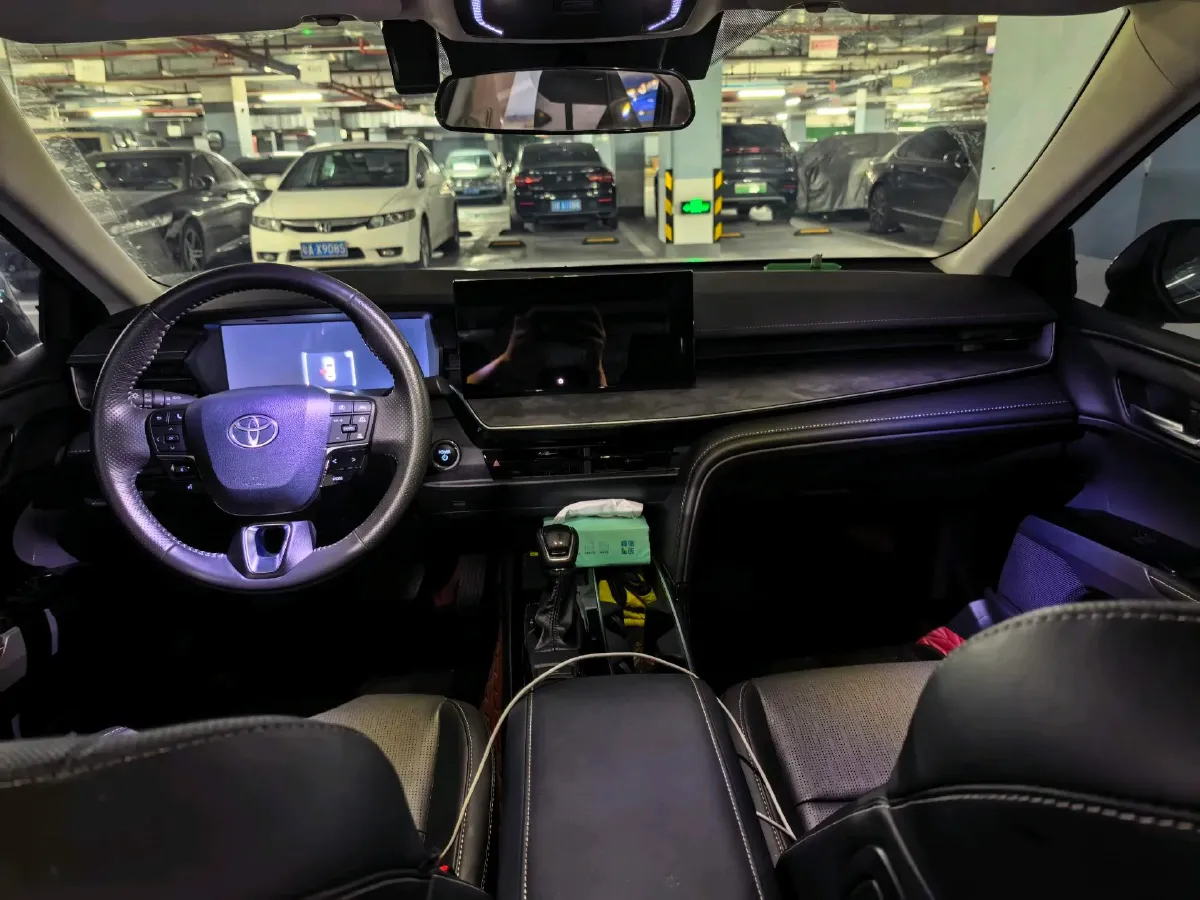 2024 Toyota Camry 2.0L 152HP L4 E-CVT Hybrid,autocango,china used car exporter,china ev exporter,chinese used car exporter,chinese used ev exporter