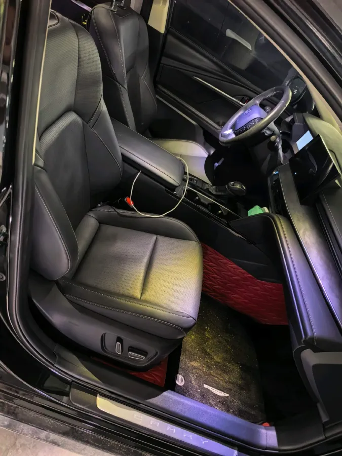 2024 Toyota Camry 2.0L 152HP L4 E-CVT Hybrid,autocango,china used car exporter,china ev exporter,chinese used car exporter,chinese used ev exporter