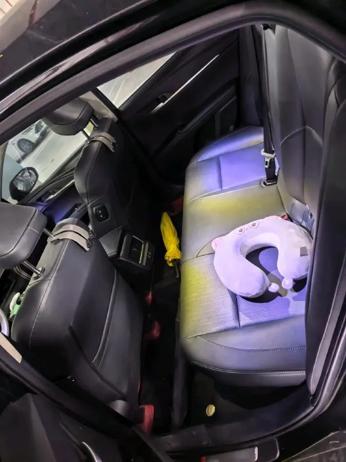 2024 Toyota Camry 2.0L 152HP L4 E-CVT Hybrid,autocango,china used car exporter,china ev exporter,chinese used car exporter,chinese used ev exporter