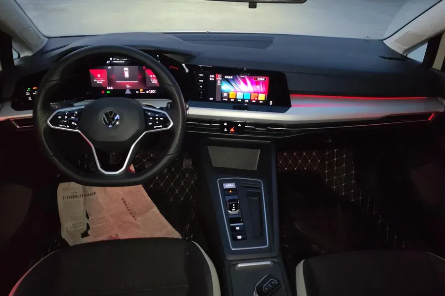 2023 Volkswagen Golf 1.4T 150HP L4 7DCT,autocango,china used car exporter,china ev exporter,chinese used car exporter,chinese used ev exporter