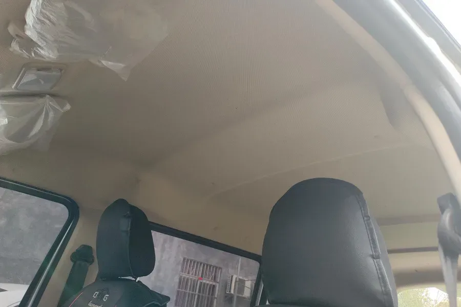 2023 WuLing RongGuang S 1.5L 102HP L4 5MT,autocango,china used car exporter,china ev exporter,chinese used car exporter,chinese used ev exporter